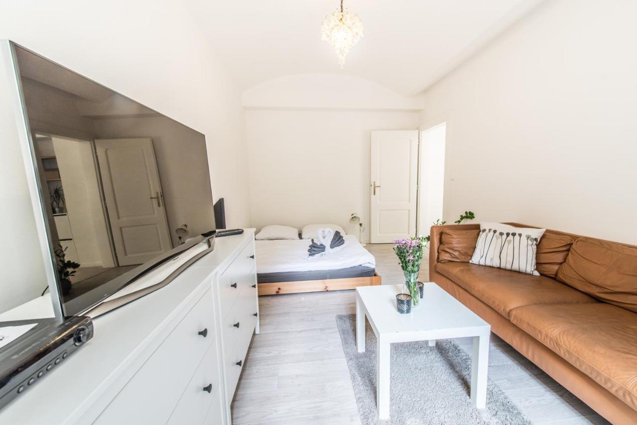 Quiet Apartment In The City Center With Own Terrace Praga Exterior foto